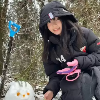 曾雅彤